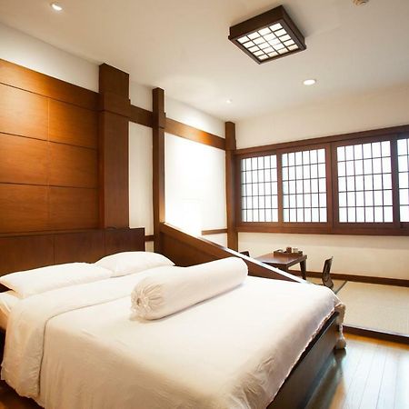 Baan Kashiwaya Otel Bangkok Dış mekan fotoğraf